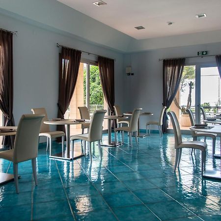 מלון סנט'איזידורו Residenza Del Mare מראה חיצוני תמונה
